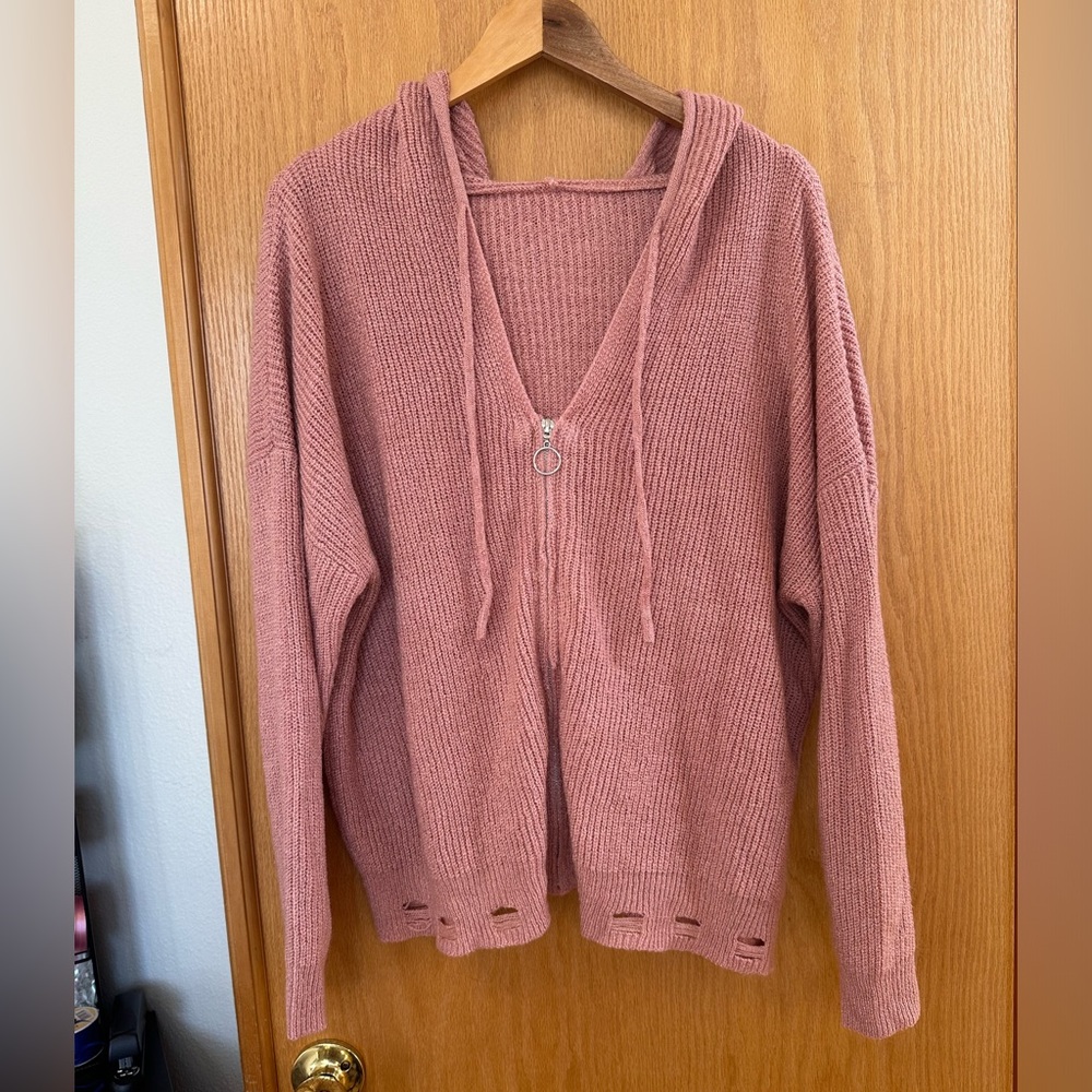 v-neck zip up sweater with hood Size Large